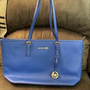 Micheal Kors tote